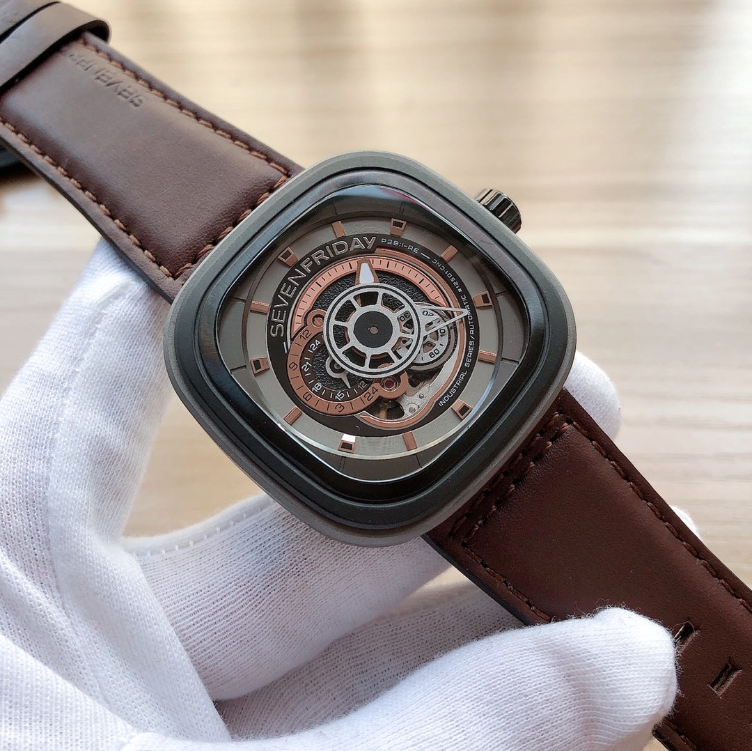 Pedido original Calidad del pedido original El comerciante "sevenFriday" más rentable recomienda "Old Steam Engine" B/0…