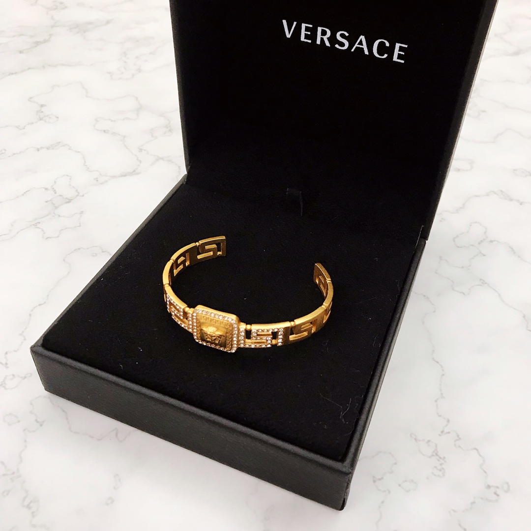 Versace Jewelry Bracelet Yellow Brass Virtus