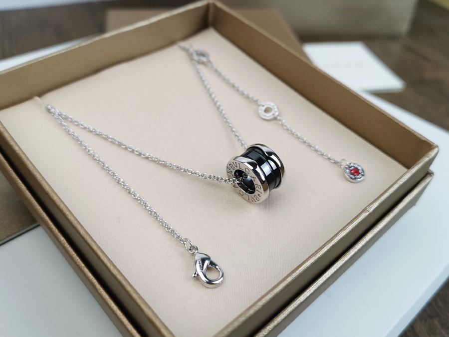 BVLGARI ブルガリ スプリング ネックレス 独自の電気メッキ加工 18K本物の金の質感-最高品質