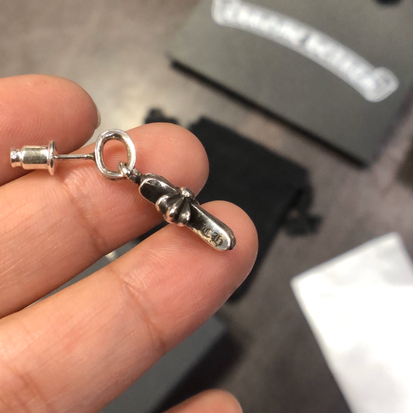크롬하츠 귀걸이 124654 Chrome Hearts Earrings 썸네일 이미지
