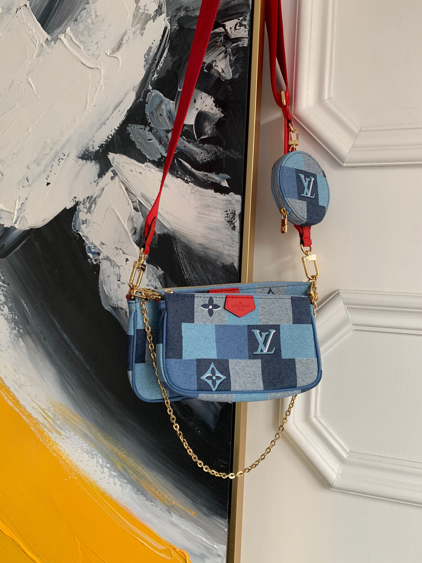 NO:395443,[Exclusive real shot M44990] Multi Pochette Accessories handbags are canvas rendering Damier and Monogram elements, rich texture levels in gradient tones. Size 24-16-6cm.,LV [original leather],louis vuitton19860909【独家实拍M44990】Multi Pochette Accessories 手袋为帆布渲染 Damier 与 Monogram 元素的纵横交织,于渐变色调中丰富质感层次.尺寸24-16-6cm .,LV【原厂皮】,louis vuitton,Bag