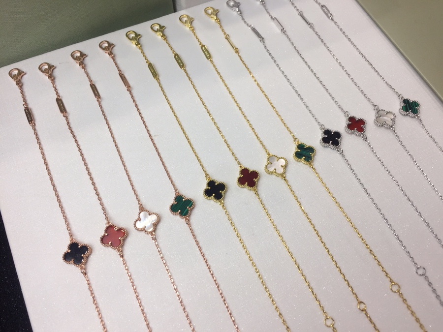 1583338422 1137889856 1