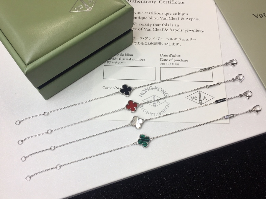 1583338422 1354516486 4