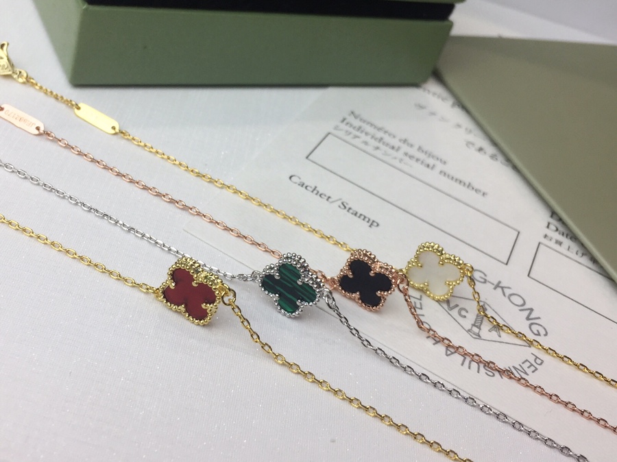 1583338422 1494631429 8