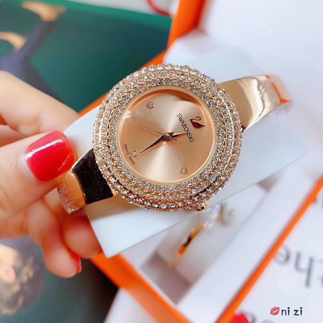Luxury Swarovski Sets with High-End Quality and Elegant Classic Design - 图片 4