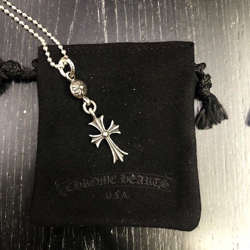 Chrome Hearts 克罗心 十字花项链