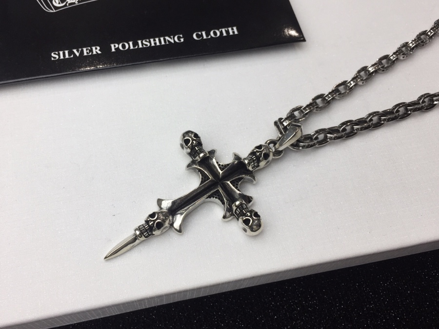 💋💋Chrome He@rts 克罗心豪华骷髅头十字架项链色～纯手工制作字母链条+鬼魅头骨十字架吊坠～世