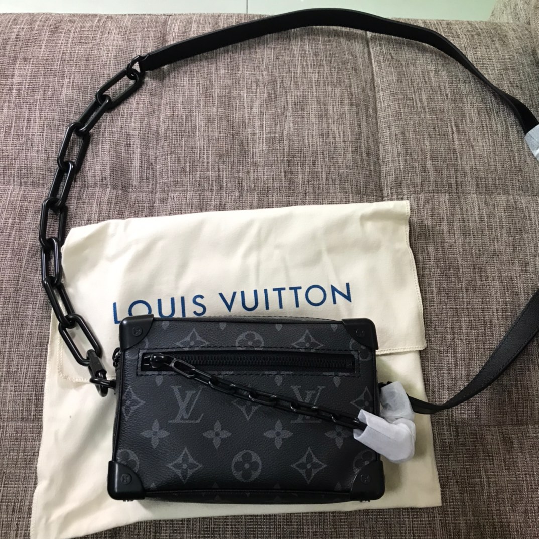 cheap online Best Designer
 Louis Vuitton LV Soft Trunk Bags Handbags Buy AAA Cheap
 Black Printing Monogram Eclipse Resin Mini M44735