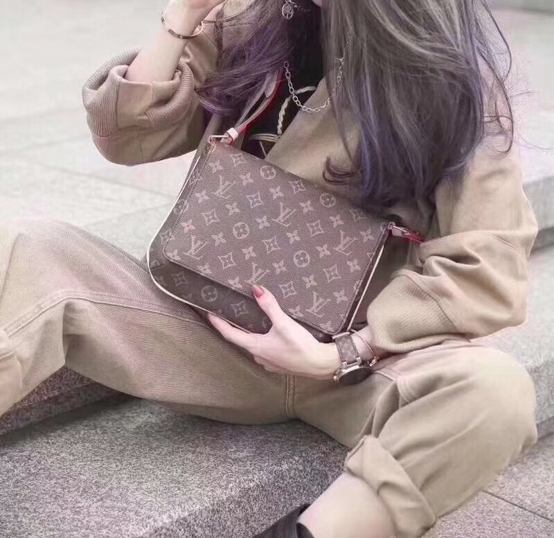 NO:395458,51257 upper body picture, LV [original skin], louis vuitton1986090951257上身图,LV【原厂皮】,louis vuitton,Bag