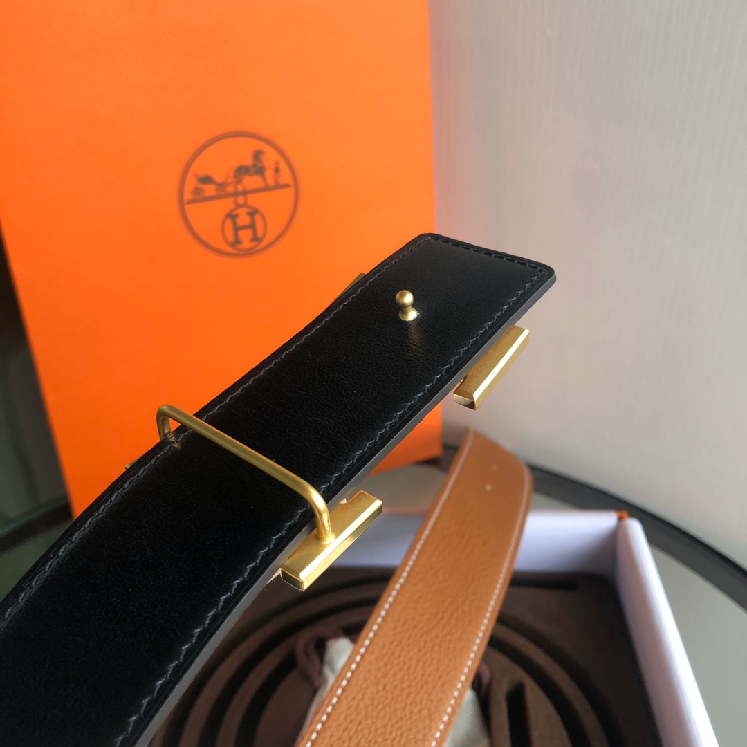 HERMES/爱马仕双面原版荔枝搭配焊点马拉车，男装的经典搭配，完美配饰！38mm   62938150