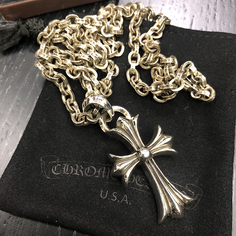 Chrome Hearts 克罗心 十字架项链