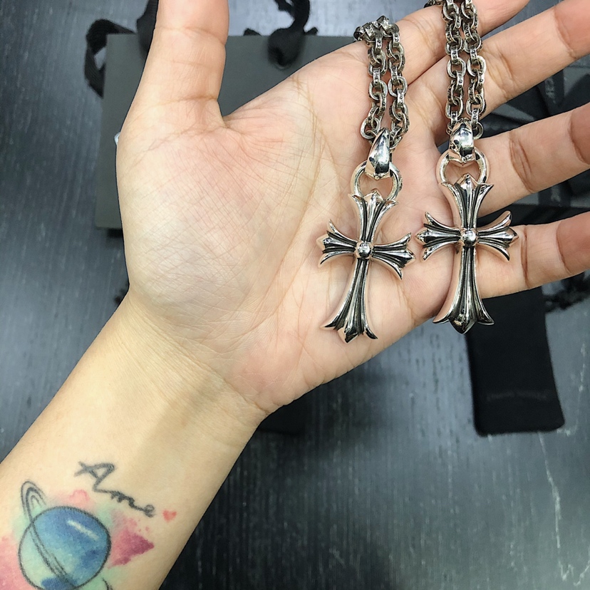 Chrome Hearts 克罗心 十字架项链