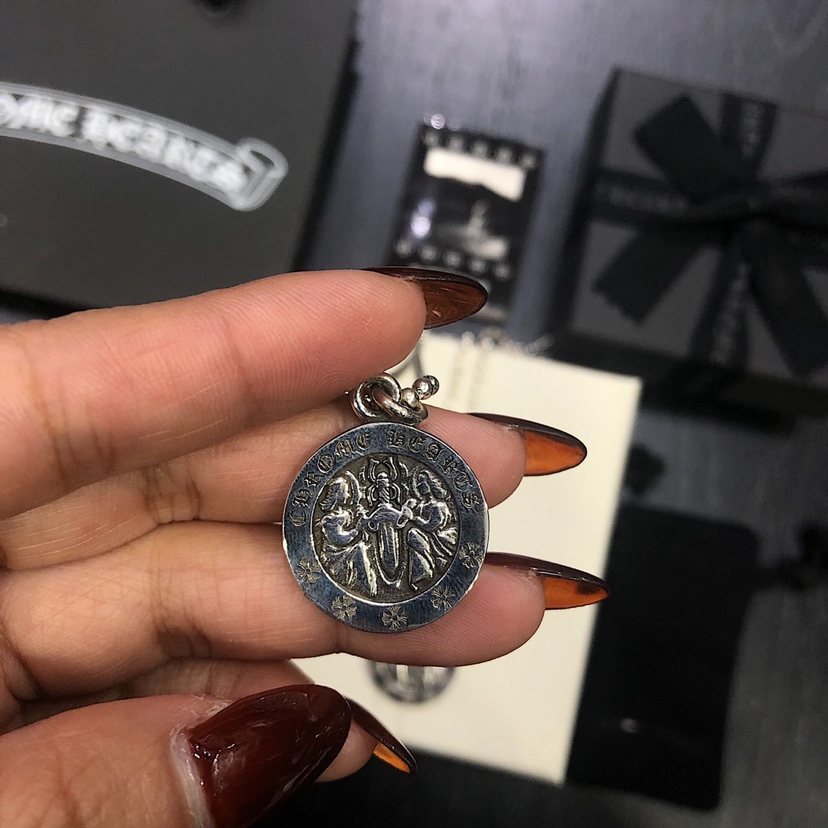 Chrome Hearts MZ出品， 开版 克罗心宝剑天使牌项链