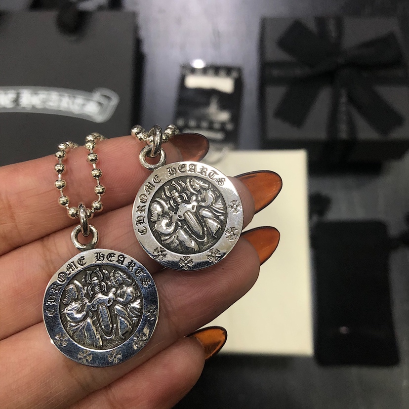 Chrome Hearts MZ出品， 开版 克罗心宝剑天使牌项链