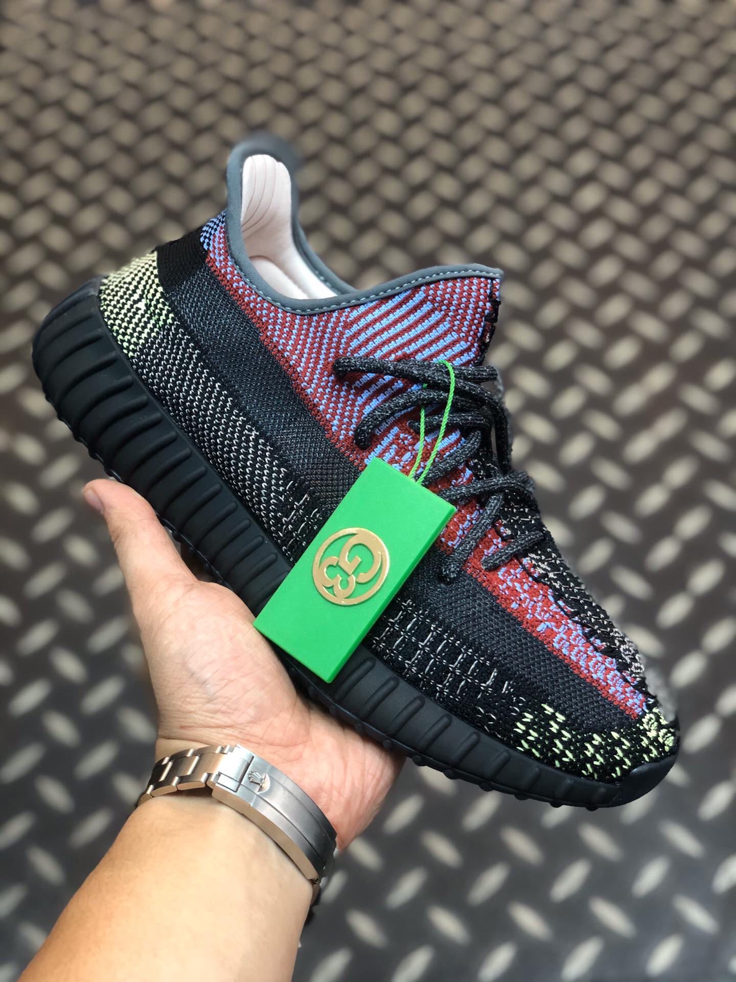 NO:620515,The high version [G3 version pure original terminal supply] is full of color combinations, all presented in exaggerated tonal combinations. Judging from the released renderings, the appearance is hard to describe, and it may be designed with the concept of 'the ultimate in earthiness is fashionable'. YEEZY BOOST V2 is really popular in stock. BASF is really explosive. German imported mesh loom table fabric surface. Hollow silk translucent breathing mesh material. Size 36 36.5 37 38  38.5 39 40 40.5 41 42 42.5 43 44 44.5 45 46,19860909高版本【G3版纯原终端供应】拼色满天星,均以夸张的色调组合呈现.从释出的渲染图来看,颜值一言难尽,可能是秉持着“土到极致就是潮”的理念设计的. YEEZY BOOST V2 真爆现货 巴斯夫真爆 德国进口网织机台织面 镂空蚕丝半透明呼吸网纱材质 尺码36 36.5 37 38 38.5 39 40 40.5 41 42 42.5 43 44 44.5 45 46,,Men's shoes