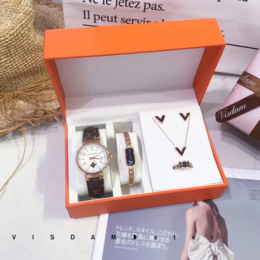 Luxury LV5 Set: Platinum, Four-Leaved-Drive Design, Natural Shell Plaster, Classic LV Stacks.