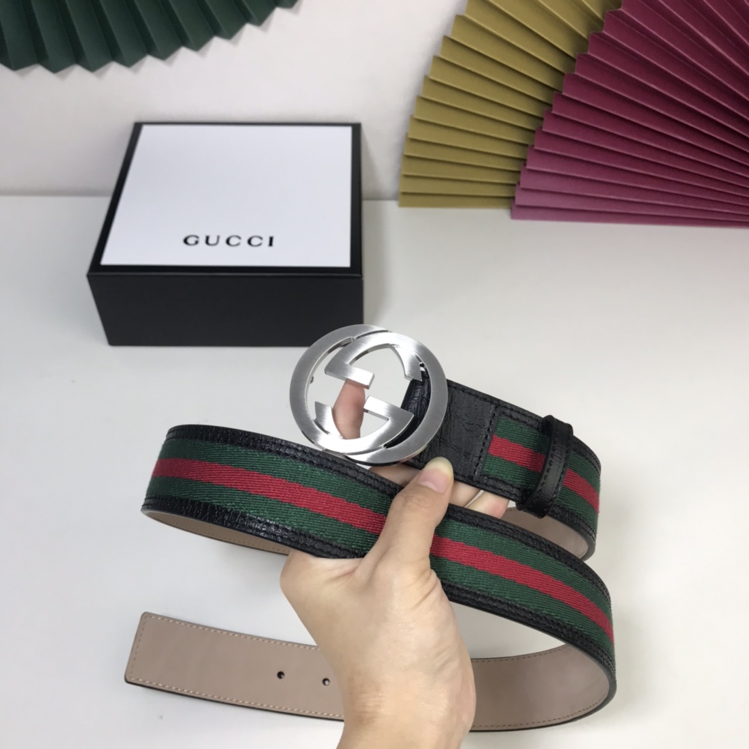 配置专柜盒子Gucci新款设计简洁大