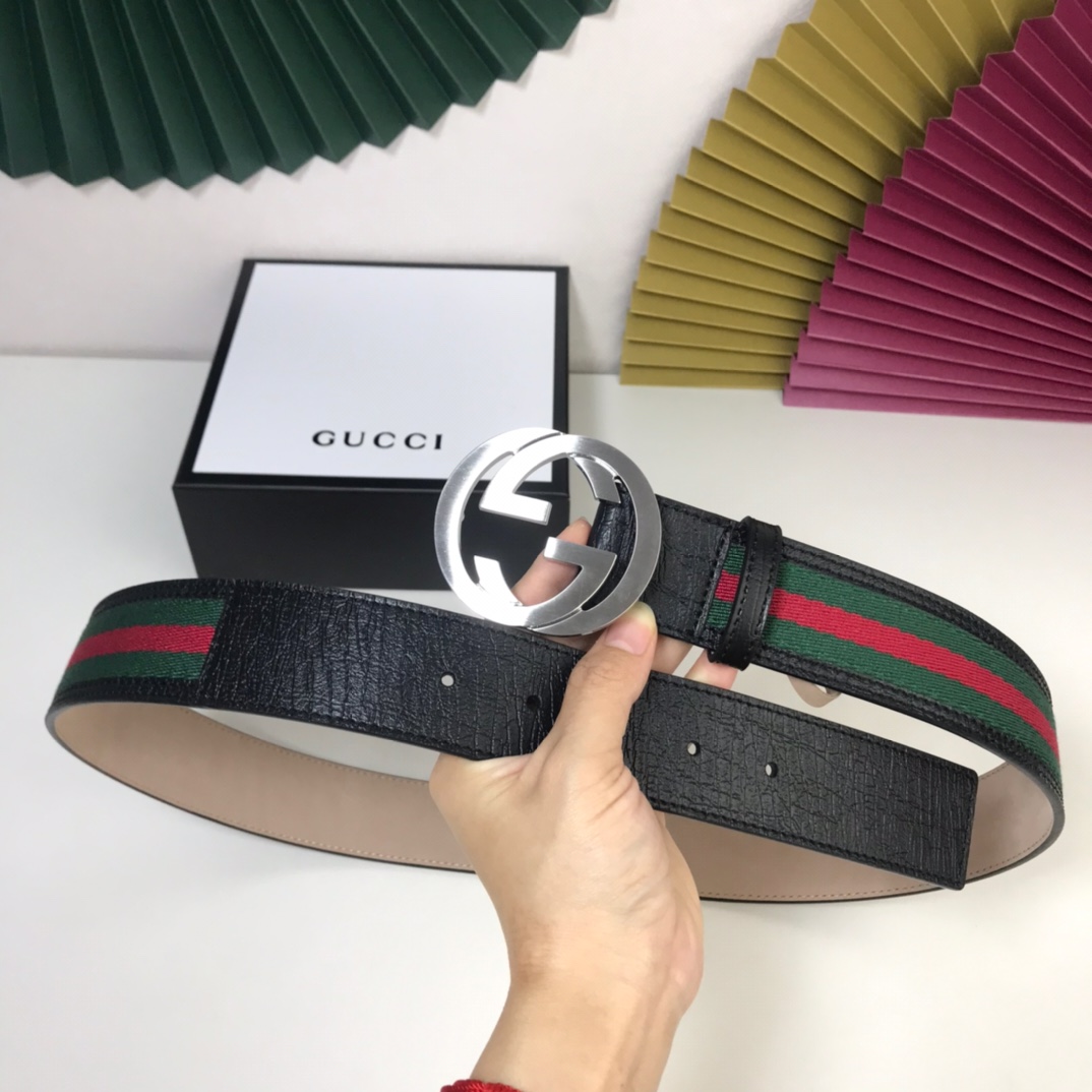 配置专柜盒子Gucci新款设计简洁大