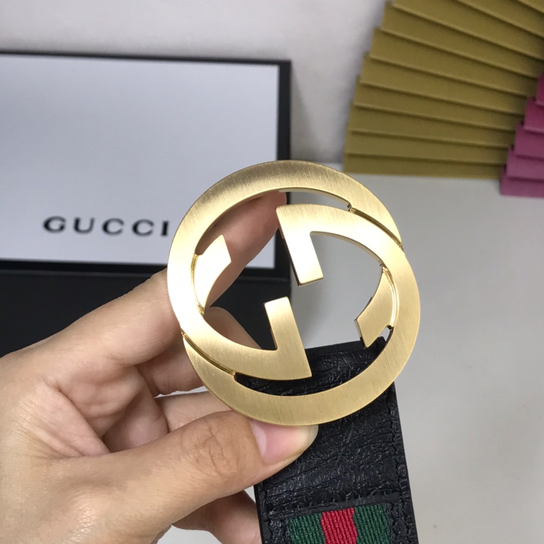 配置专柜盒子Gucci新款设计简洁大