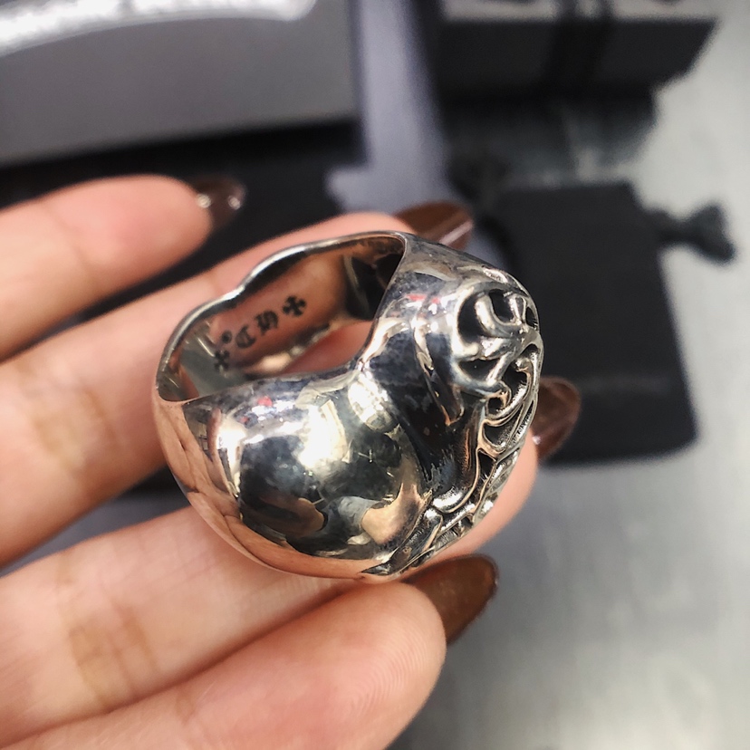 Chrome Hearts 克罗心心形蔓藤戒指