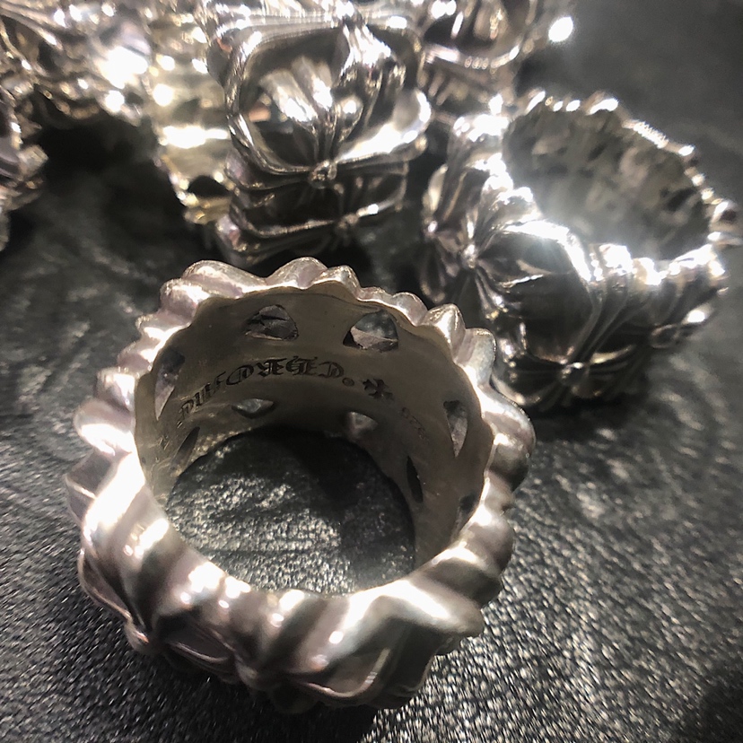 Chrome Hearts 克罗心Chrome hearts方形墓葬戒