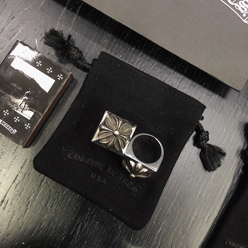 Chrome Hearts 品质克罗心Chrome hearts 四方大十字戒