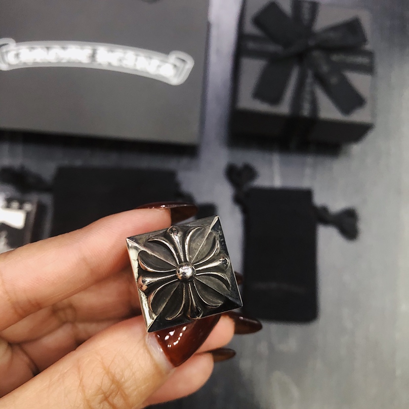 Chrome Hearts 品质克罗心Chrome hearts 四方大十字戒