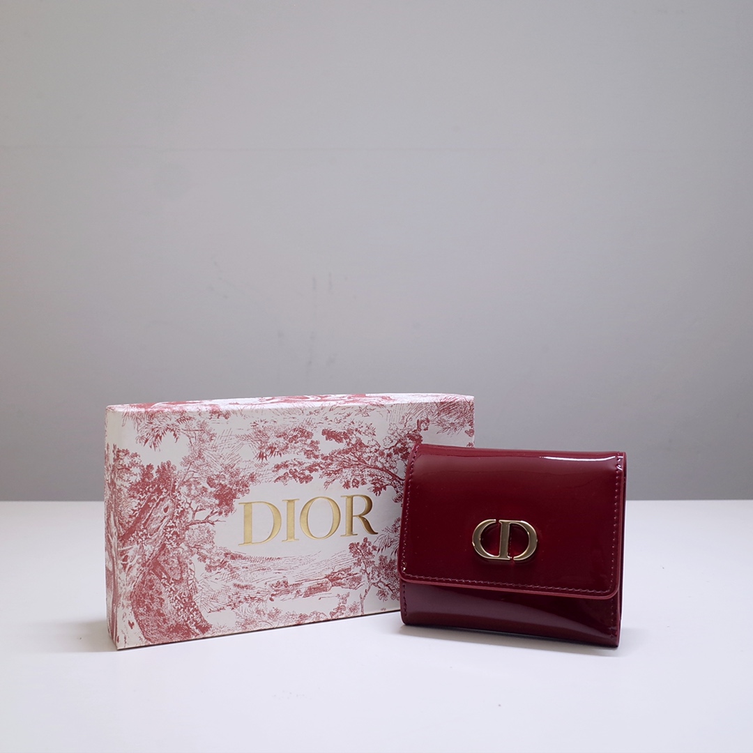 Dior Wallet Gold Hardware Cowhide Patent Leather