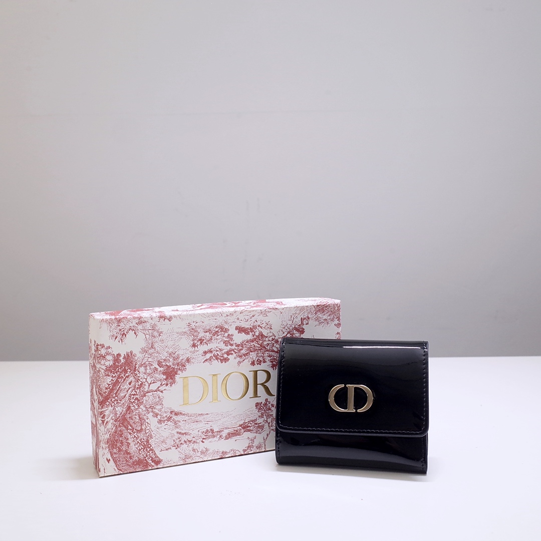 Dior Wallet Gold Hardware Cowhide Patent Leather