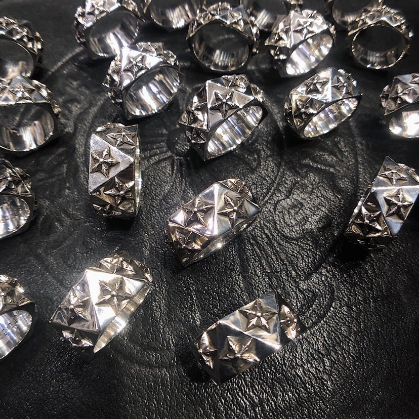 Chrome Hearts 开版 独家拍摄 （MZ）Chrome hearts 克罗心菱形五角星戒指