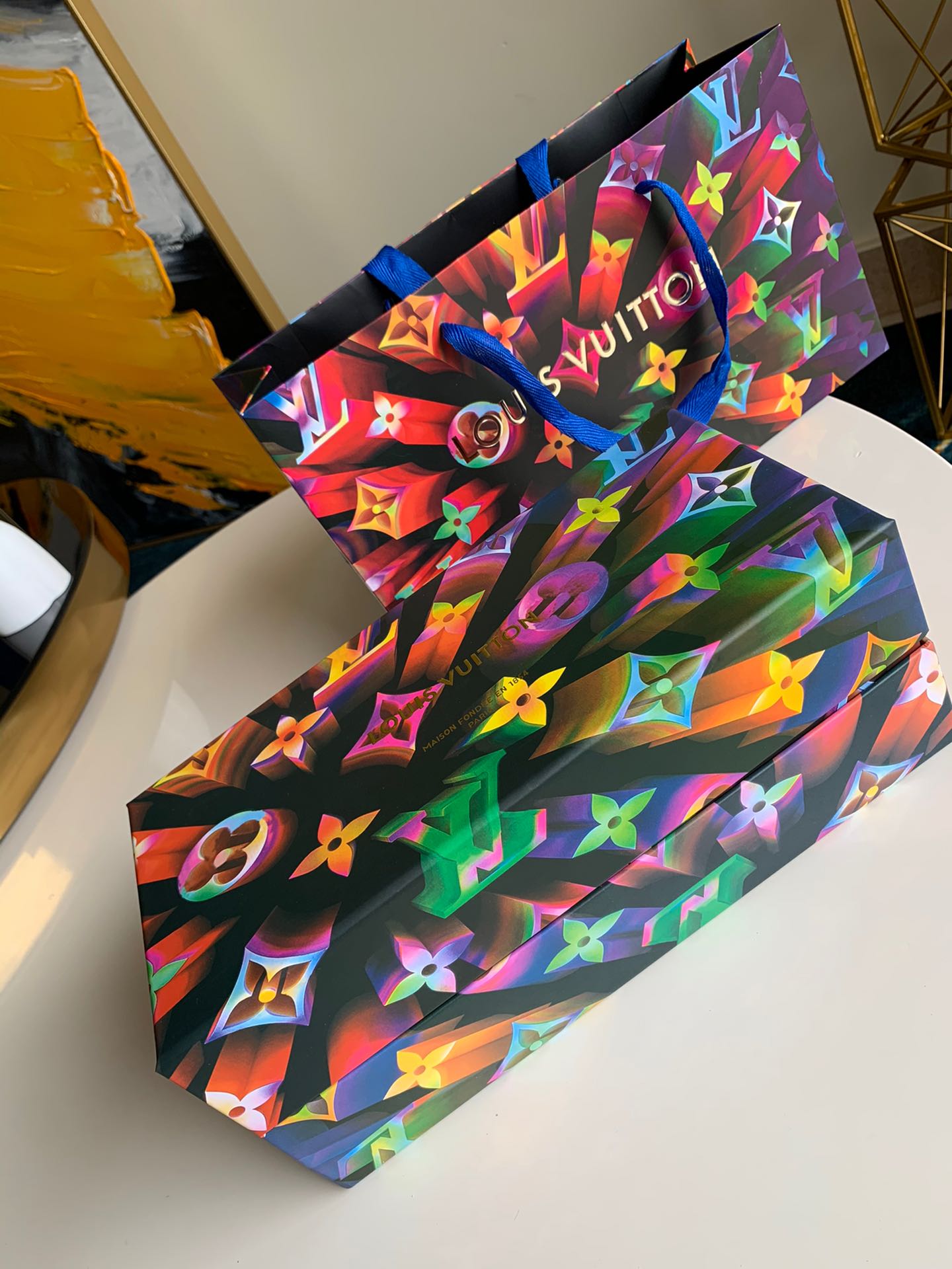 NO:395473,[Exclusive real-life crystal cup] Limited new crystal cup, home essentials, highly recommended, gift box contains crystal cup*2, coasters*2, full set of gift box packaging, gifts for your own use, face-saving., LV [original leather], louis vuitton19860909【独家实拍水晶杯子】限定新款水晶杯 居家必备用品 强烈推荐 礼盒内含水晶杯*2 杯垫*2 全套礼盒包装 自用送礼有面子 .,LV【原厂皮】,louis vuitton,Bag