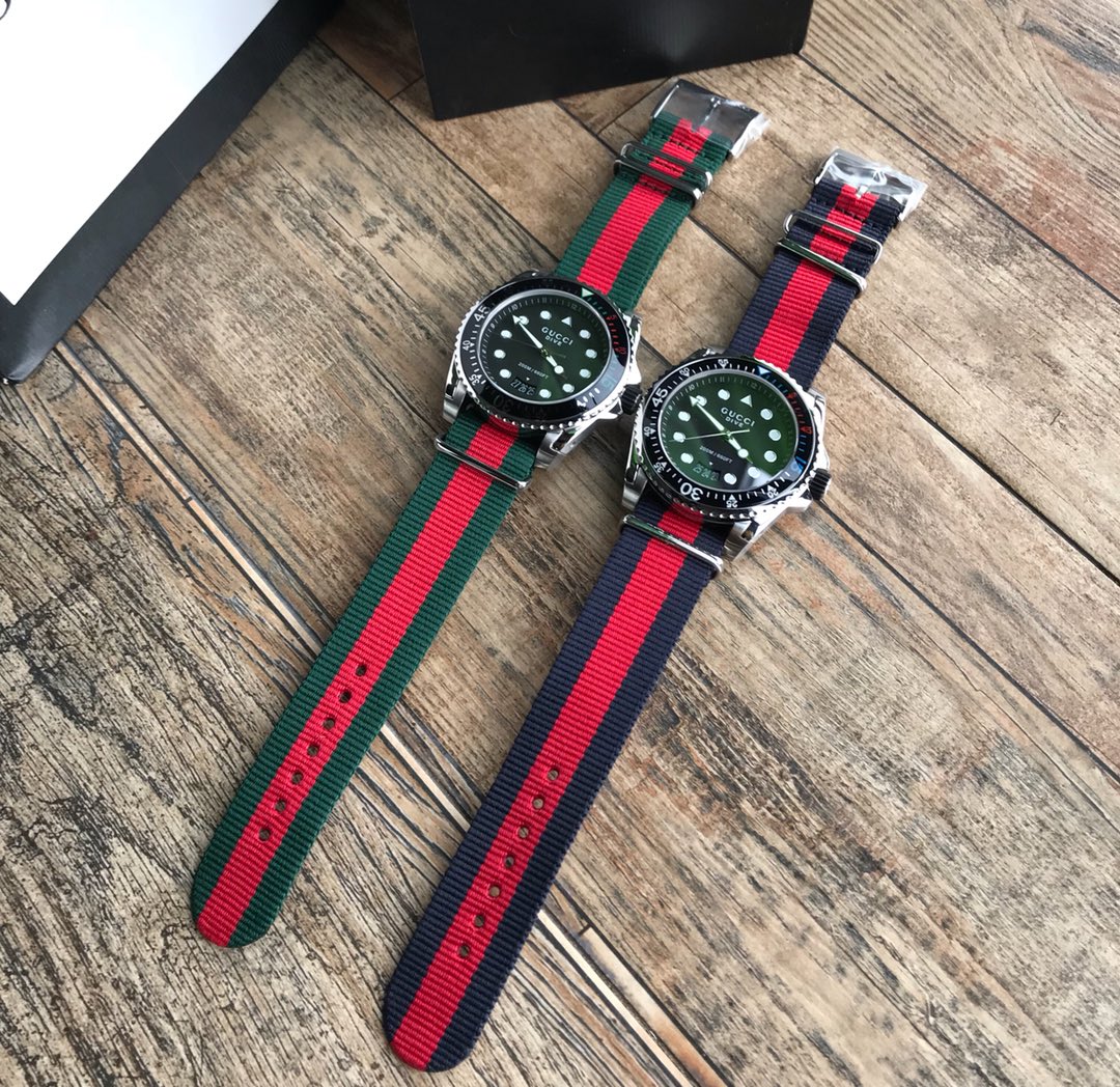 NO:156609,Batch: Original box: 30 channel goods fidelity!  Gucci GUCCI original single new product, Gucci diving series, top-quality fashionable nylon strap, original quartz movement, diameter 44mm!  All sets are available!  ,gucci,gucci19860909批: 原盒:30 渠道货保真！古驰 GUCCI原单新品,古驰潜水款款系列,顶级时尚尼龙带表带,原装石英机芯,直径44mm！全套一手出！,,gucci,gucci,Watch