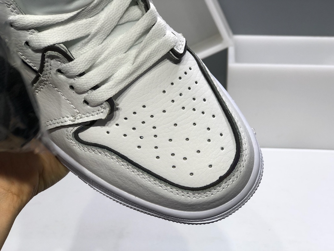 150 Air Jordan 1 Mid 白黑3M镭射 中帮系列