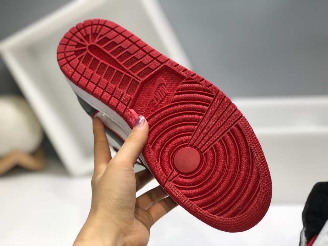150/170 Air Jordan 1“Meant To Fly” 红外线/新黑红