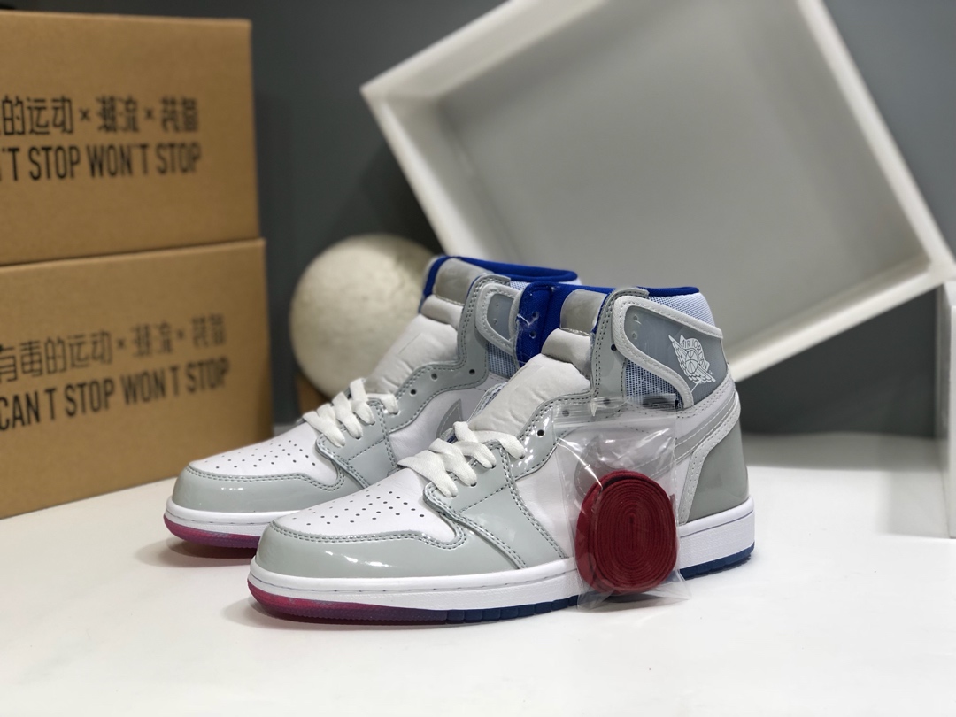150 Air Jordan 1 High Zoom R2T “Racer Blue” CK6637-104