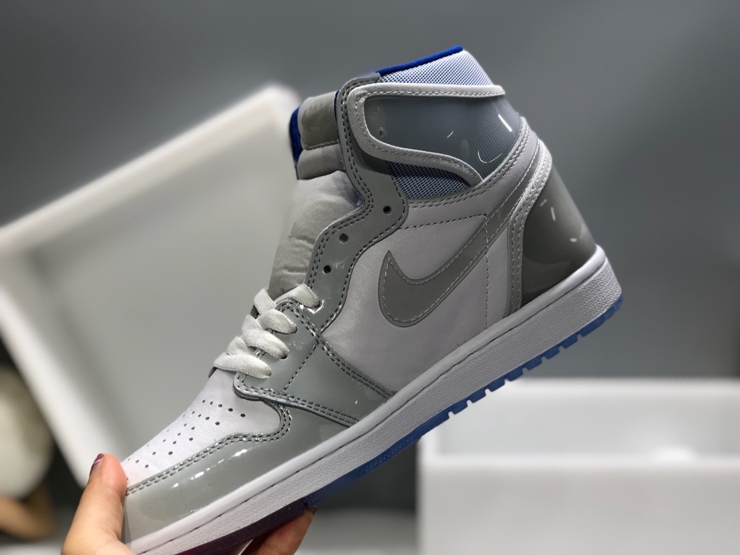 150 Air Jordan 1 High Zoom R2T “Racer Blue” CK6637-104