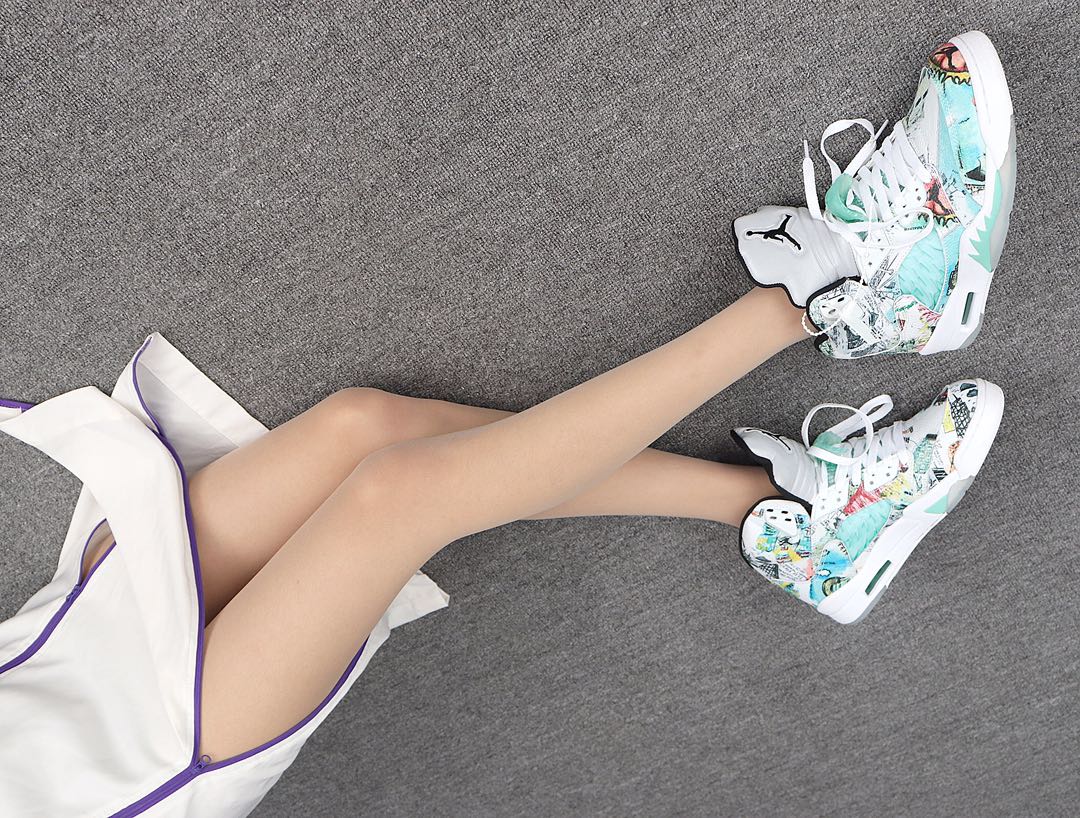 330 Nike Air Jordan 5 AV2405-900 “Wings”涂鸦 3M反光鞋舌AJ5 模特上脚图