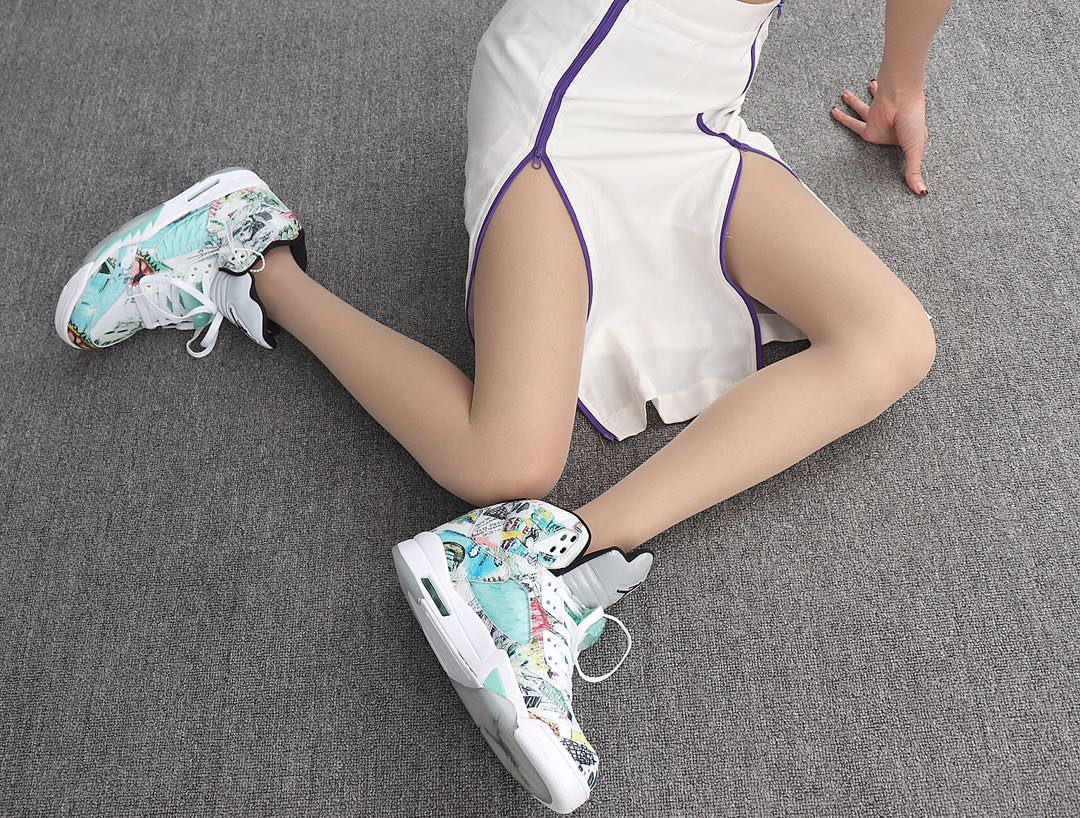 330 Nike Air Jordan 5 AV2405-900 “Wings”涂鸦 3M反光鞋舌AJ5 模特上脚图