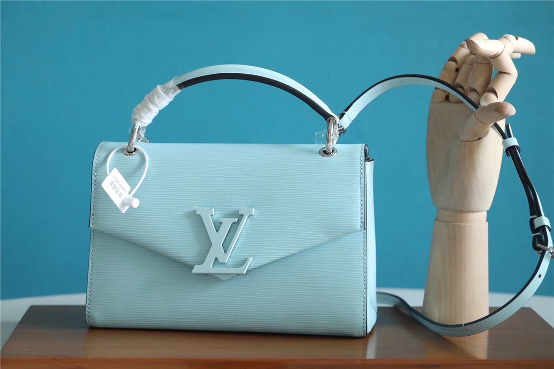 Louis Vuitton LV Grenelle Handbags Messenger Bags Green Women Epi Pochette m55977