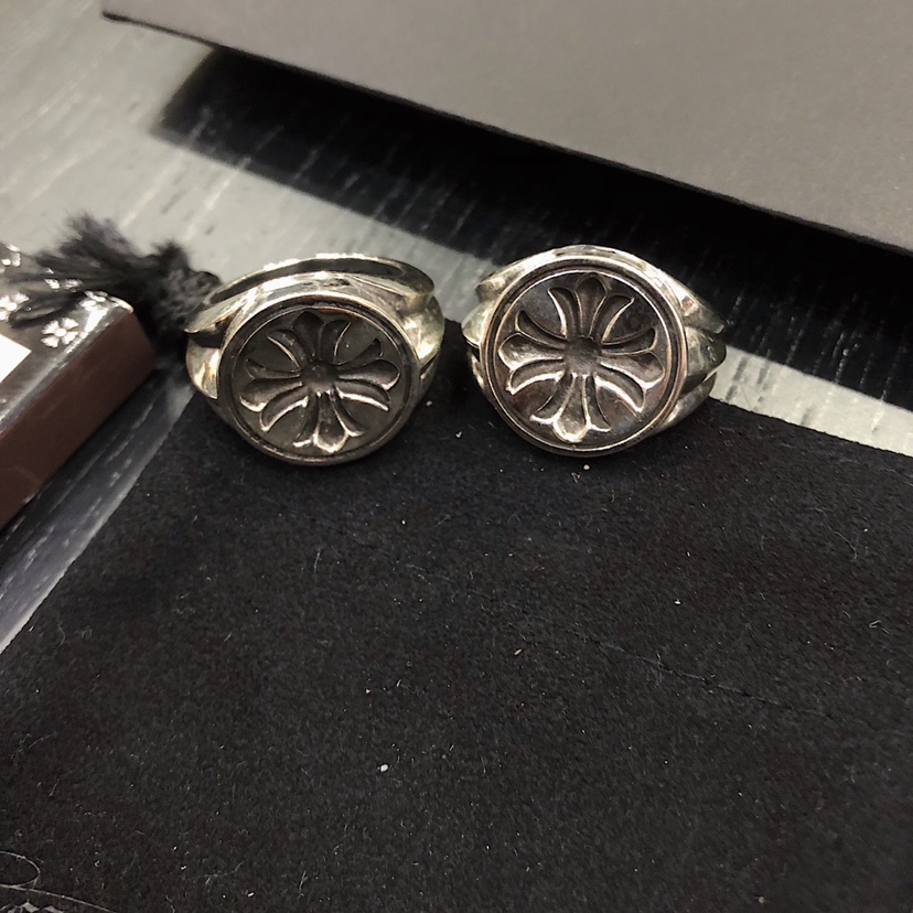 Chrome Hearts 新款.Chrome hearts 克罗心印章镂刻戒指