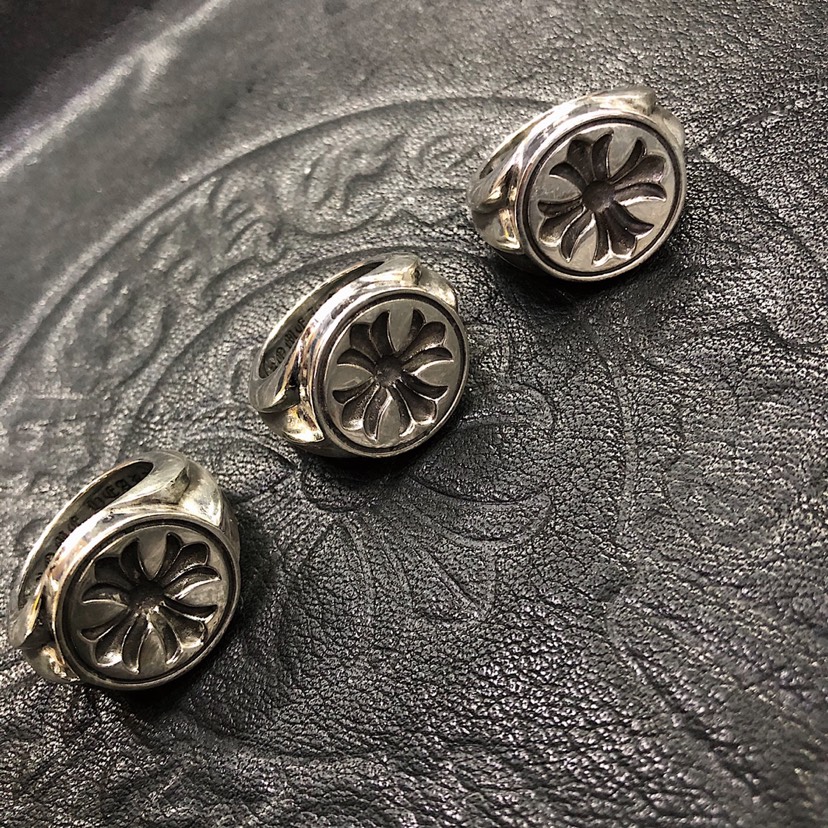 Chrome Hearts 新款.Chrome hearts 克罗心印章镂刻戒指