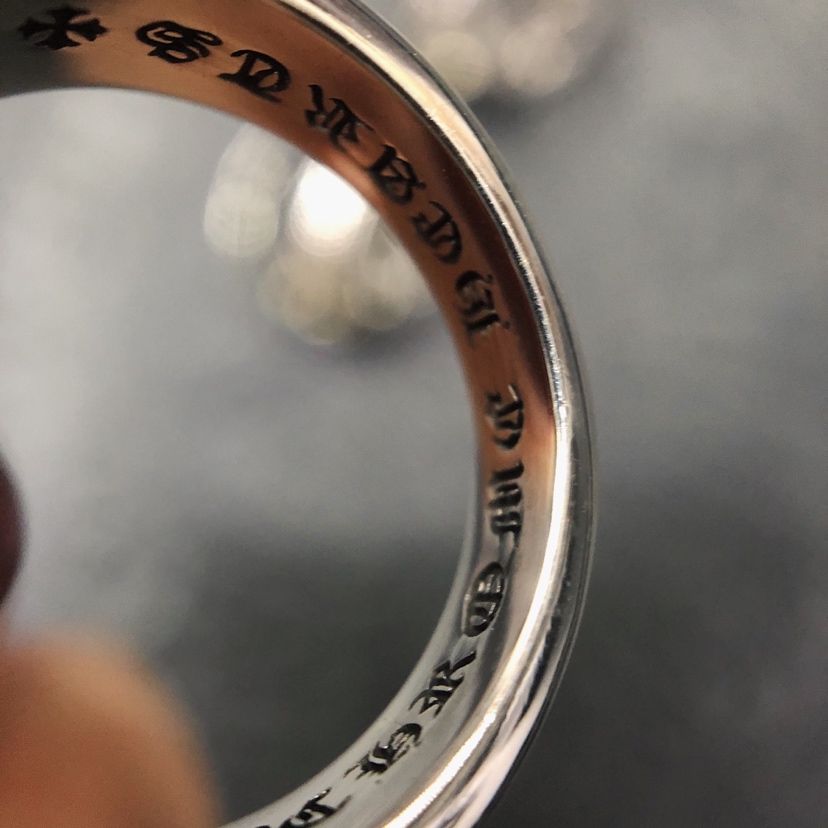 Chrome Hearts 新款.Chrome hearts 克罗心印章镂刻戒指