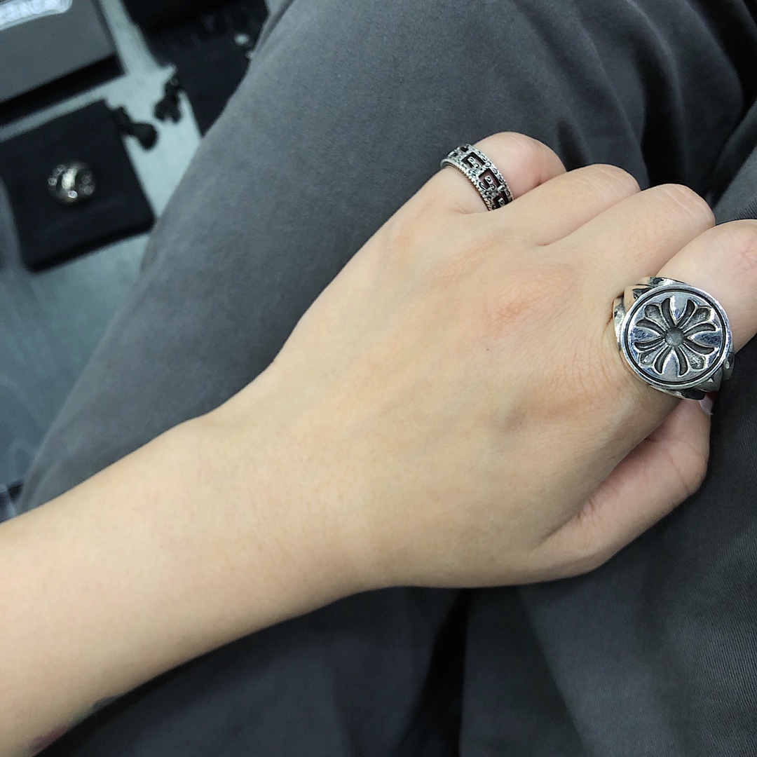 Chrome Hearts 新款.Chrome hearts 克罗心印章镂刻戒指