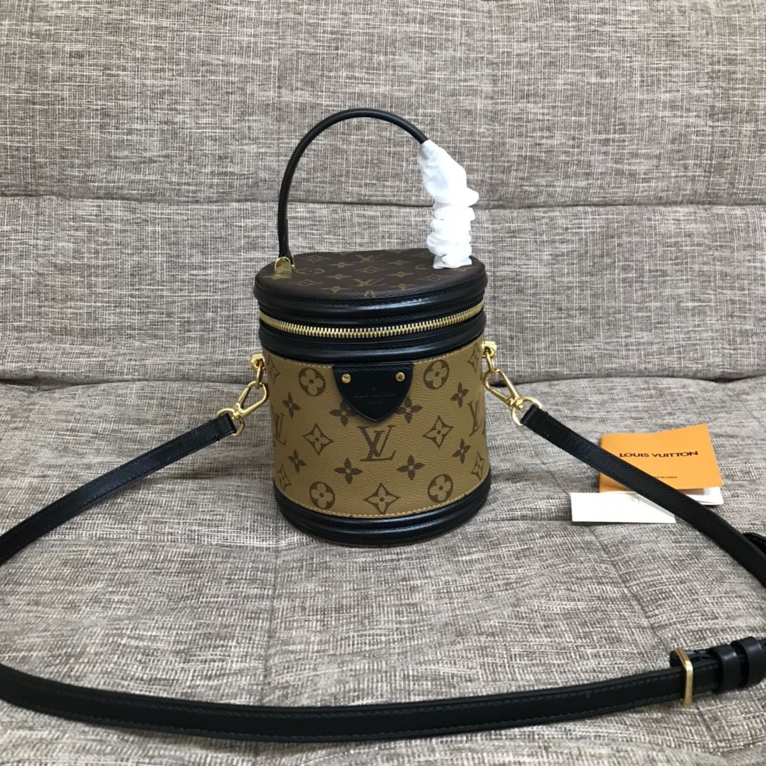 Louis Vuitton LV Cannes Handbags Cosmetic Bags Gold Monogram Reverse Calfskin Canvas Cowhide M43986