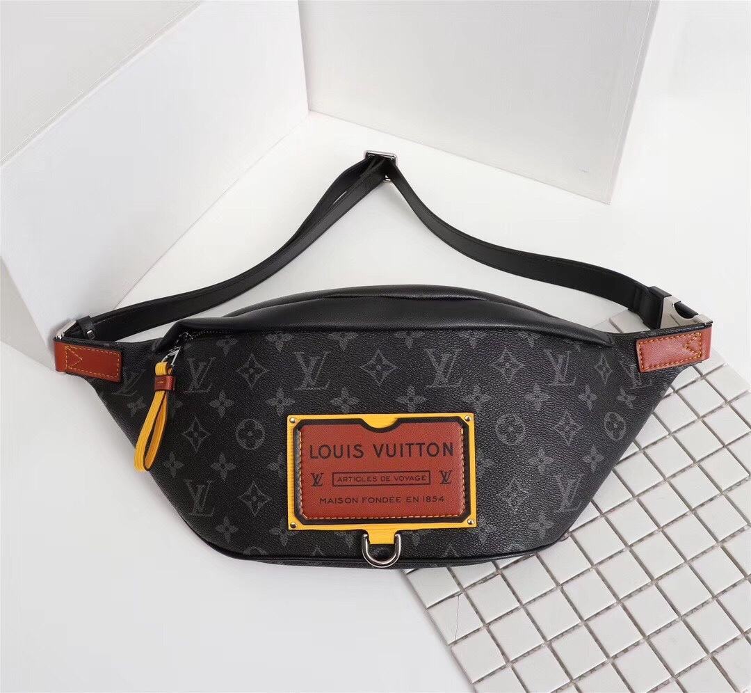 Louis Vuitton LV Discovery Belt Bags & Fanny Packs Black Monogram Eclipse Calfskin Cowhide Vintage Casual M45220