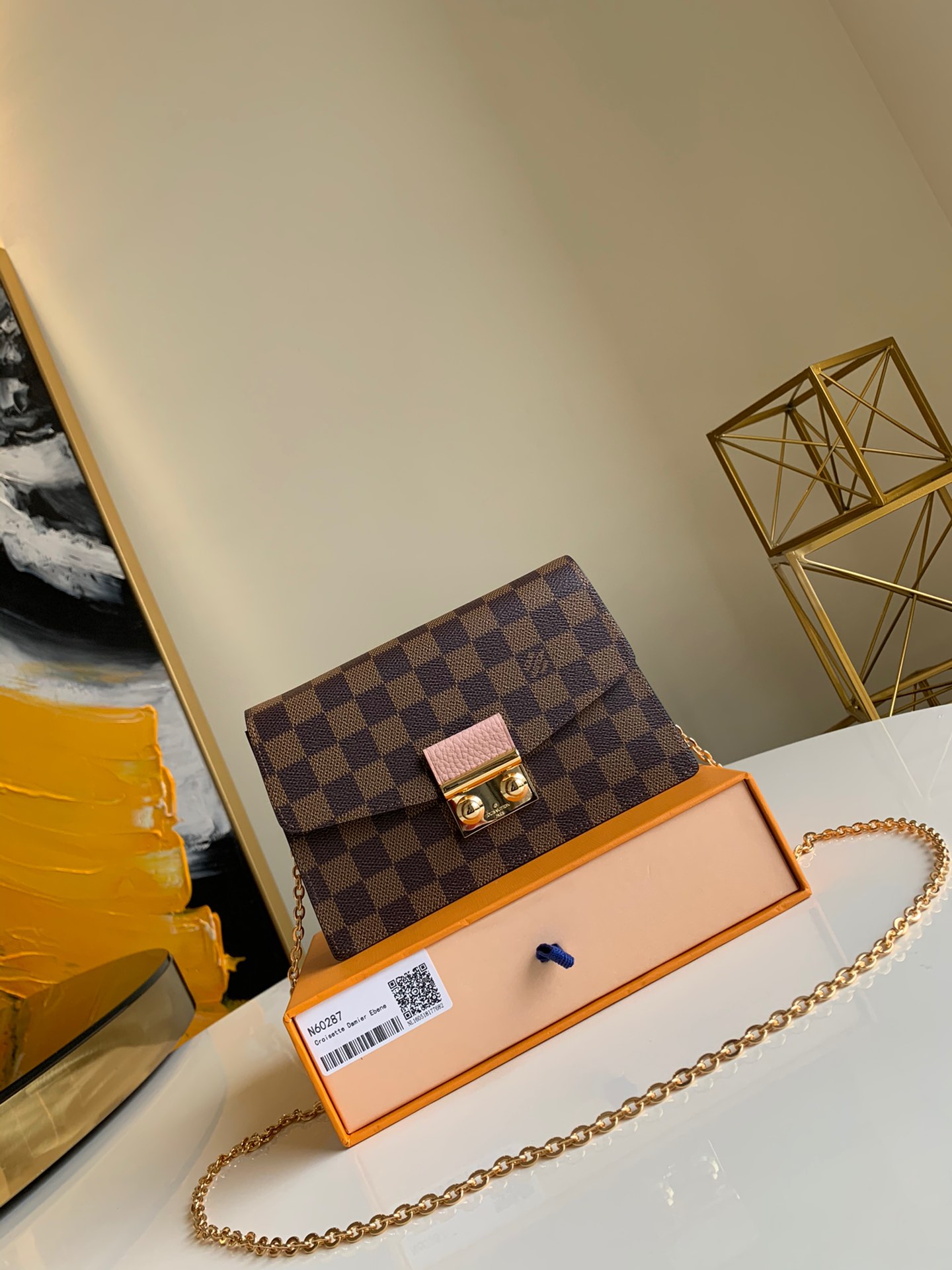 NO:395522,[Exclusive real photo N60287] Croisette chain wallet uses Damier Azur canvas leather trim outlined neatly with S-lock hook buckle detachable chains from its brand's classic hard box. Detailed details such as hand-held/shoulder cross-body. Model white grid 60357/60358 Coffee 60287/60288 Color white grid pink/white grid orange Coffee pink/coffee red presbyopia/orange presbyopia/red Size 21*13.5*5.,LV [original leather],louis vuitton19860909【独家实拍N60287】Croisette 链条钱夹采用 Damier Azur 帆布皮革饰边勾勒利落构型搭配源自其品牌经典硬箱的 S-lock 钩扣可拆卸链条等精致细节可手拿/肩背斜挎皆宜 型号白格60357/60358 啡格60287/60288 颜色白格粉色/白格橙色 啡格粉色/啡格红色老花/橙色 老花/红色 尺寸21*13.5*5 .,LV【原厂皮】,louis vuitton,Bag