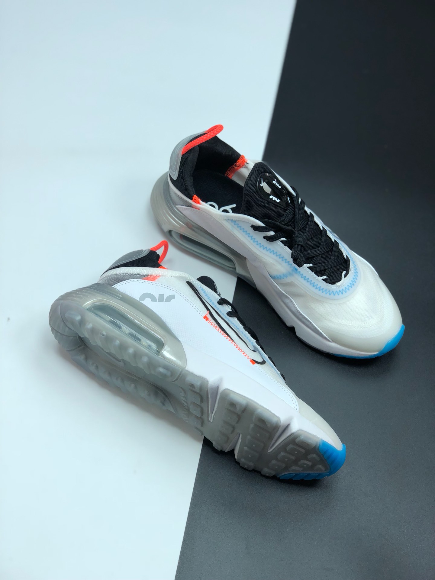 150 公司级 Nike Air Max 2090 气垫跑步鞋 CT7695 009