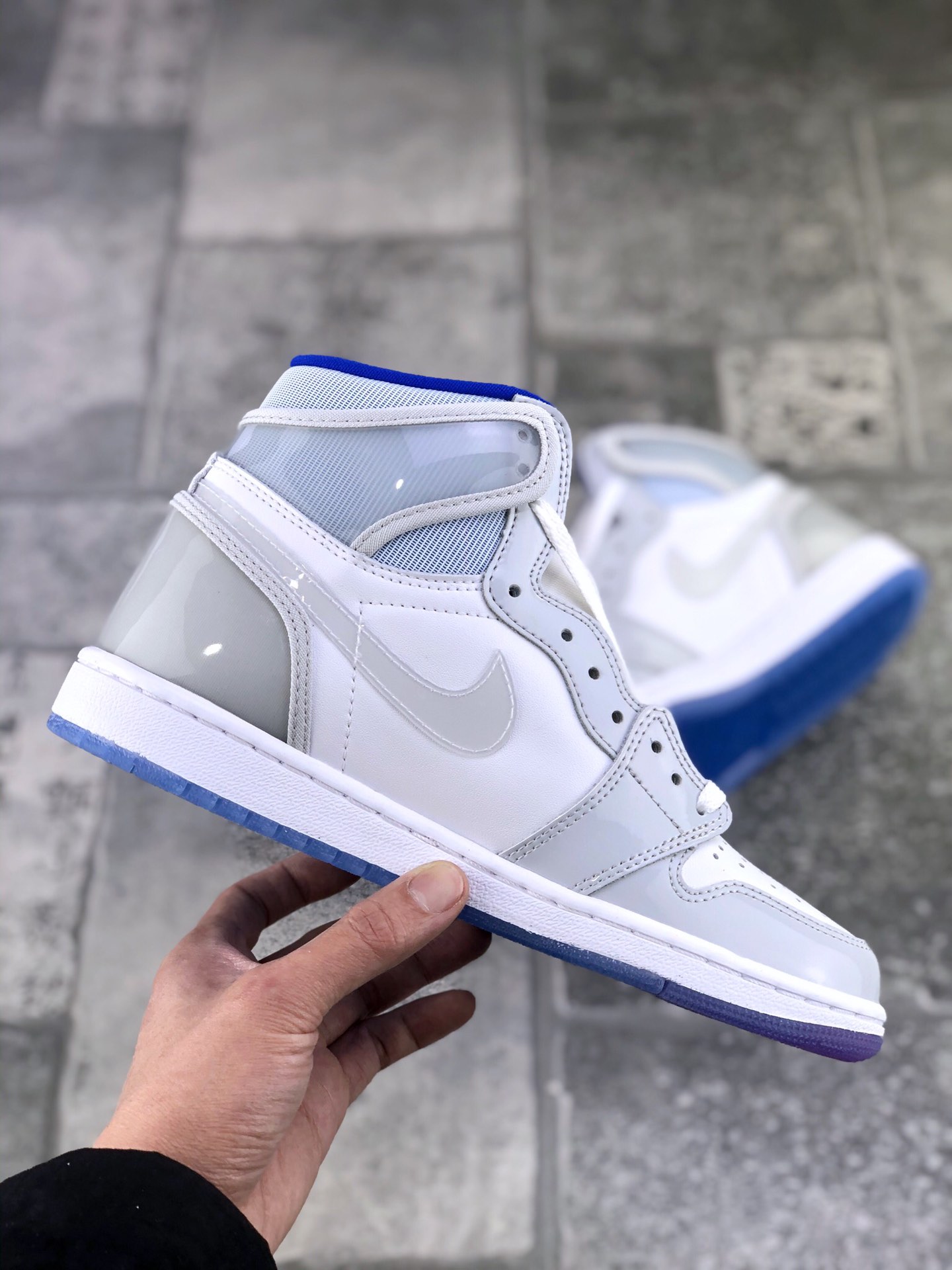 150 真标半码Air Jordan 1 High Zoom R2T “Racer Blue”灰白渐变