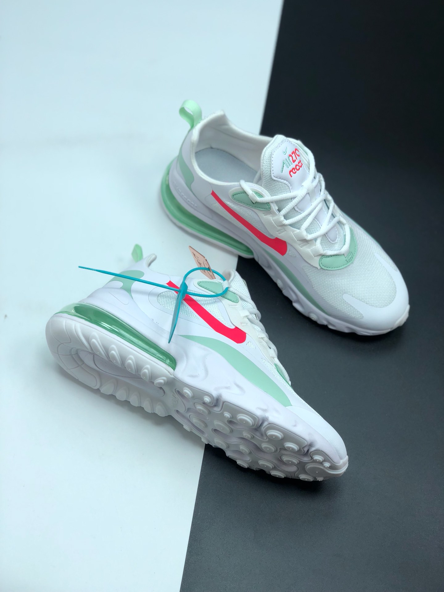 150 耐克 Nike React Air Max 270 系列 机能半气垫跑步鞋 CI3866-002