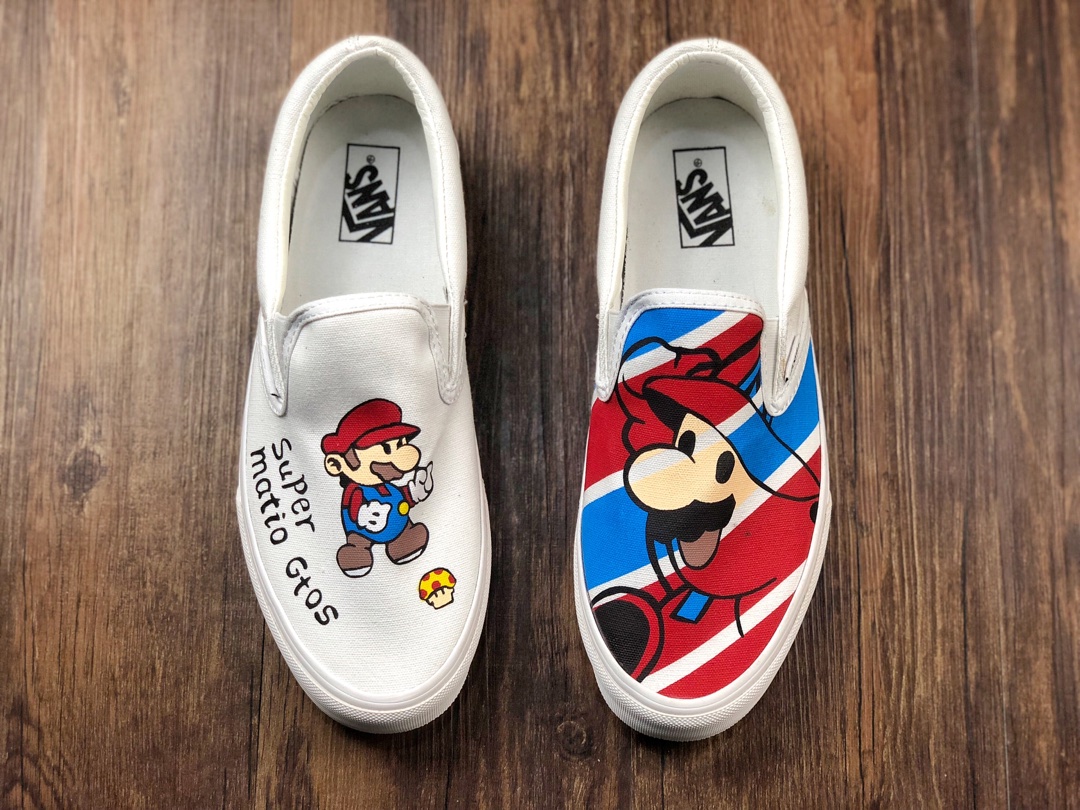 150 一脚蹬Super Mario Bros. x Vans联名纪念系列